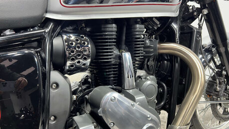 BSA Gold Star 650 2024 only 324 miles retro bike with a twist 650cc single 18
