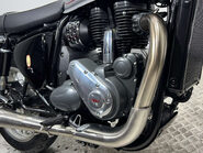 BSA Gold Star 650 2024 only 324 miles retro bike with a twist 650cc single 25
