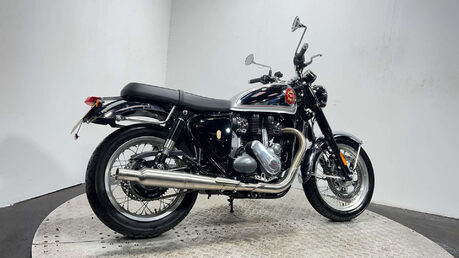 BSA Gold Star 650 2024 only 324 miles retro bike with a twist 650cc single 2
