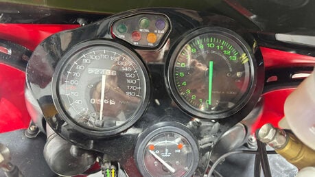 Ducati 748 1996 22K NEW MOT SERVICED GREAT EXAMPLE CLASSIC SUPER SPORT 42