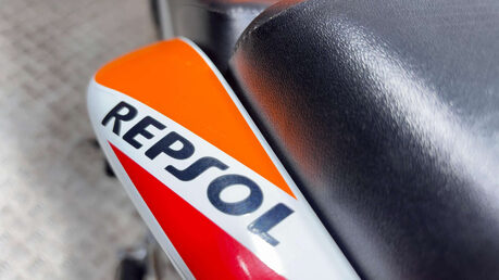 Honda CBR REPSOL 2017 7K SERVICED WARRANTY MOT 125CC SPORT BIKE 38