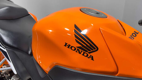Honda CBR REPSOL 2017 7K SERVICED WARRANTY MOT 125CC SPORT BIKE 33