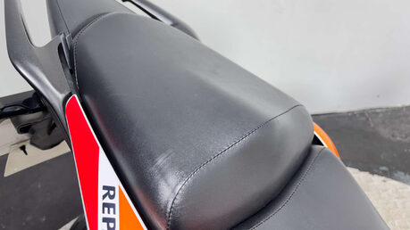 Honda CBR REPSOL 2017 7K SERVICED WARRANTY MOT 125CC SPORT BIKE 23