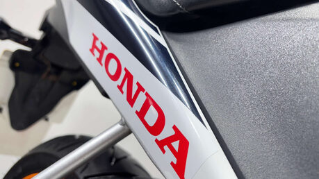 Honda CBR REPSOL 2017 7K SERVICED WARRANTY MOT 125CC SPORT BIKE 35