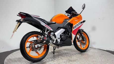 Honda CBR REPSOL 2017 7K SERVICED WARRANTY MOT 125CC SPORT BIKE 2