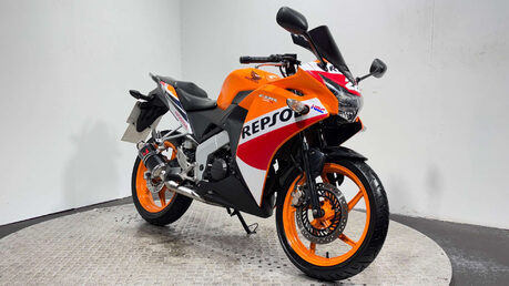 Honda CBR REPSOL 2017 7K SERVICED WARRANTY MOT 125CC SPORT BIKE 3