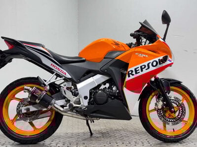 Honda CBR REPSOL 2017 7K SERVICED WARRANTY MOT 125CC SPORT BIKE
