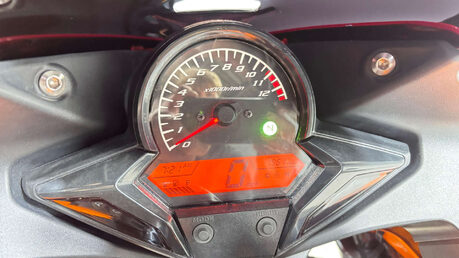 Honda CBR REPSOL 2017 7K SERVICED WARRANTY MOT 125CC SPORT BIKE 8