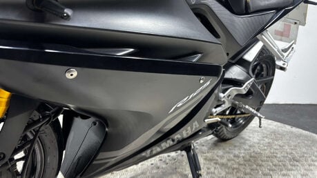Yamaha R125 125 ABS Super Sports Petrol CVT Euro 4 (15 ps) 21