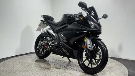 Yamaha R125 125 ABS Super Sports Petrol CVT Euro 4 (15 ps) 6