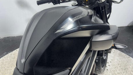 Yamaha MT-125 2017 20K 1 OWNER WARRANTY SERVICED 125CC LEARNER BIKE 36