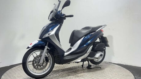 Piaggio Medley 2019 9K GREAT CONDITION SERVICED WARRANTY 125CC SCOOTER 3