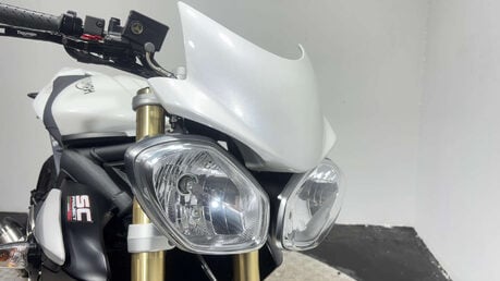 Triumph Street Triple 2016 66 PLATE 7K SERVICED WARRANTY VERY CLEAN SC PROJECT EXHAUST 40