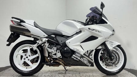 Honda VFR VTEC 2010 14K GREAT CONDITION SERVICED WARRANTY 800CC