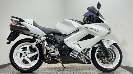 Honda VFR VTEC 2010 14K GREAT CONDITION SERVICED WARRANTY 800CC 1