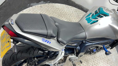 Yamaha FZ1 N FAZER 1000 2007 26K WARRANTY, SERVICED, MOT 1000CC NAKED 29