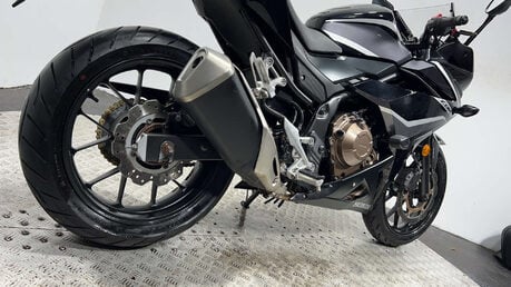 Honda CBR500R CBR 500 2018 9K NEW MOT WARRANTY SERVICED 500CC A2 10