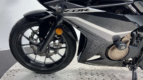 Honda CBR500R CBR 500 2018 9K NEW MOT WARRANTY SERVICED 500CC A2 22
