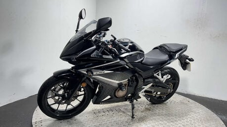 Honda CBR500R CBR 500 2018 9K NEW MOT WARRANTY SERVICED 500CC A2 5