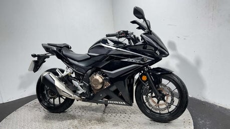 Honda CBR500R CBR 500 2018 9K NEW MOT WARRANTY SERVICED 500CC A2 3
