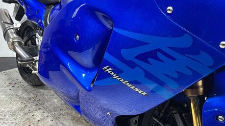 Suzuki GSX1300R Hayabusa MK2 2007 32k MOT 10/26 warranty iconic big cc rocket 1300cc 25