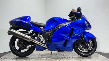 Suzuki GSX1300R Hayabusa MK2 2007 32k MOT 10/26 warranty iconic big cc rocket 1300cc 1