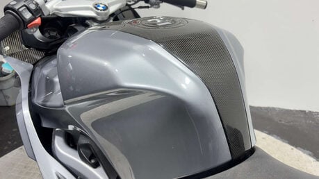 BMW K1200S 2005 25K GREAT CONDITION AKRAPOVIC EXHAUST SERVICED 1200CC 17