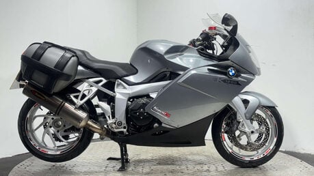 BMW K1200S 2005 25K GREAT CONDITION AKRAPOVIC EXHAUST SERVICED 1200CC 1