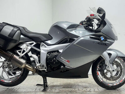 BMW K1200S 2005 25K GREAT CONDITION AKRAPOVIC EXHAUST SERVICED 1200CC