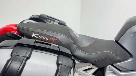 BMW K1200S 2005 25K GREAT CONDITION AKRAPOVIC EXHAUST SERVICED 1200CC 33
