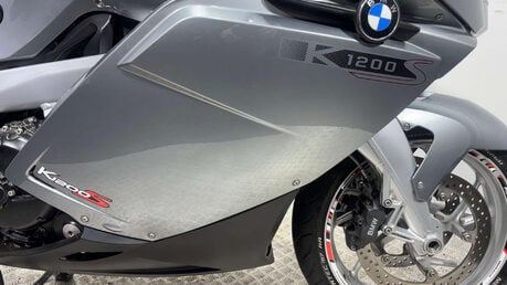 BMW K1200S 2005 25K GREAT CONDITION AKRAPOVIC EXHAUST SERVICED 1200CC 34