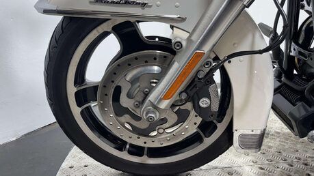 Harley-Davidson Touring 1690 FLHRC ROAD KING CLASSIC 103 2014 33K MOT WARRANTY 24