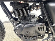 Mutt Akita 125 Roadster/Retro Petrol Manual O-Ring Euro 5 (11 ps) 11