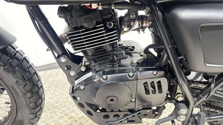 Mutt Akita 125 Roadster/Retro Petrol Manual O-Ring Euro 5 (11 ps) 11