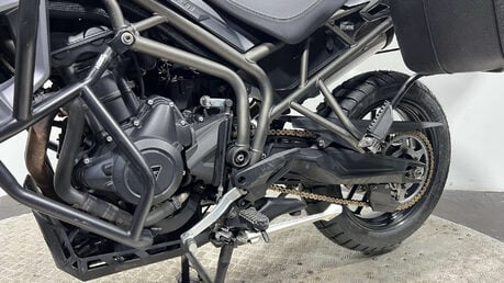 Triumph Tiger XRx Adventure bike 2015 16k full luggage 800cc tourer 33