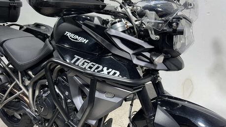 Triumph Tiger XRx Adventure bike 2015 16k full luggage 800cc tourer 15