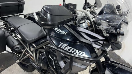 Triumph Tiger XRx Adventure bike 2015 16k full luggage 800cc tourer 20