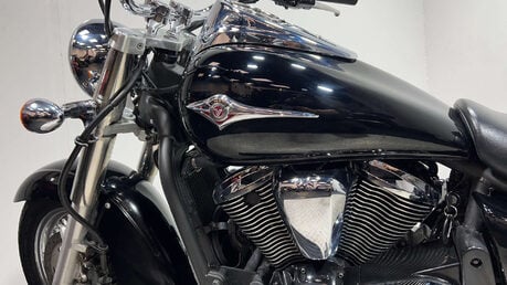 Kawasaki Vulcan 900 VN CLASSIC 2011 16K GREAT CONDITION MOT WARRANTY CRUISER BIKE 40