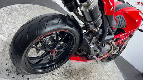 Ducati Monster 796 2011 11K STREETFIGHTER WARRANTY NEW MOT RIDES GREAT 8