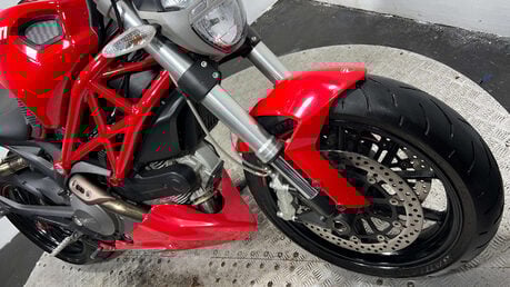 Ducati Monster 796 2011 11K STREETFIGHTER WARRANTY NEW MOT RIDES GREAT 14