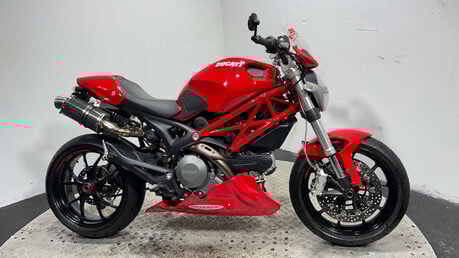 Ducati Monster 796 2011 11K STREETFIGHTER WARRANTY NEW MOT RIDES GREAT 21