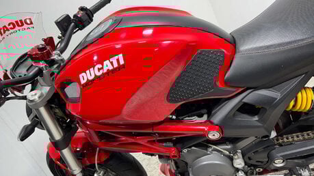 Ducati Monster 796 2011 11K STREETFIGHTER WARRANTY NEW MOT RIDES GREAT 32