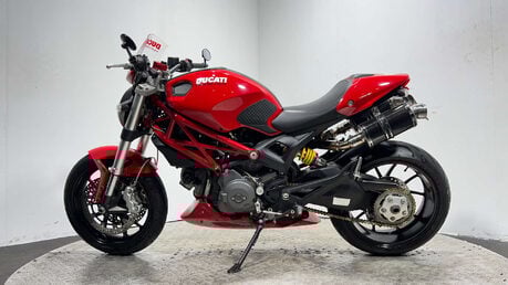 Ducati Monster 796 2011 11K STREETFIGHTER WARRANTY NEW MOT RIDES GREAT 4