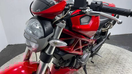 Ducati Monster 796 2011 11K STREETFIGHTER WARRANTY NEW MOT RIDES GREAT 24