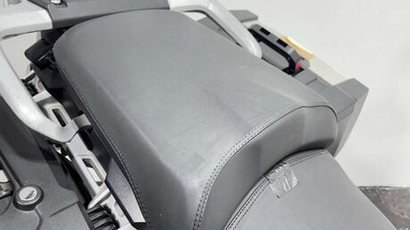 Triumph Explorer 1215 2012 31K LONG MOT SERVICED LUGGAGE ADVENTURE BIKE 38