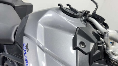 Triumph Explorer 1215 2012 31K LONG MOT SERVICED LUGGAGE ADVENTURE BIKE 13