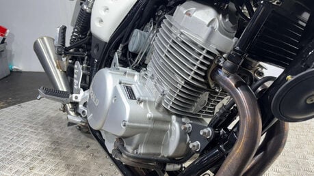 Herald Motor Co Classic 2020 1K NEW MOT WARRANTY RETRO BIKE 400CC 24