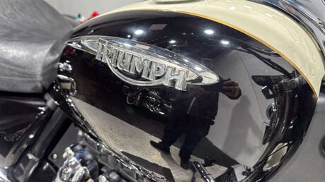 Triumph Rocket 3 2.3 LITRE 2009 14K MOT NOVEMBER 2026 NEW TYRES CRUISER BIKE 18