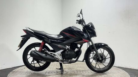 Honda CB GLR 125 2017 14K MOT NOVEMBER 2026 WARRANTY 125CC COMMUTER BIKE 1