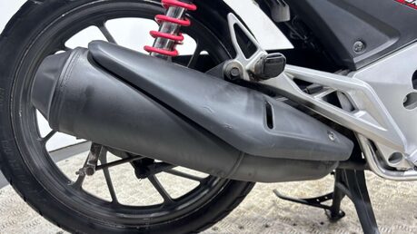 Honda CB GLR 125 2017 14K MOT NOVEMBER 2026 WARRANTY 125CC COMMUTER BIKE 15